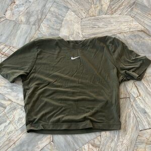 Nike dri fit top